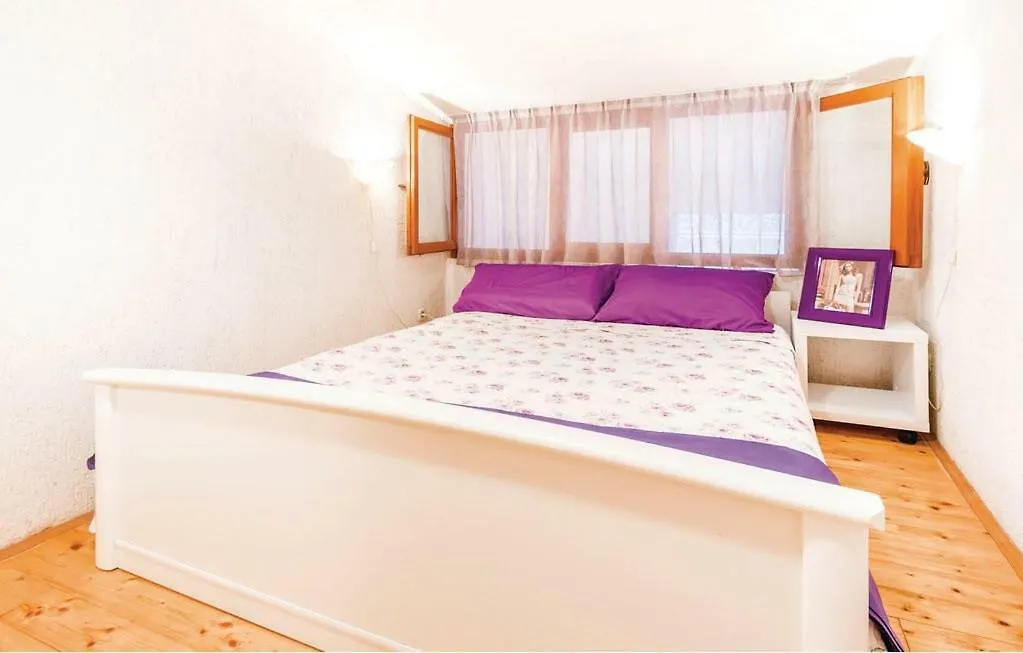 Dvori Διαμέρισμα Marčana 0*,  Κροατία
